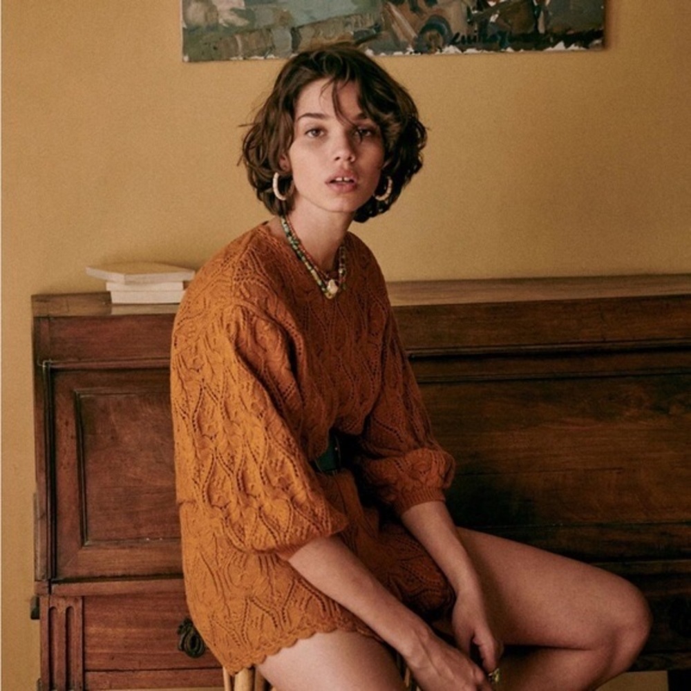 Sezane mustard knit set, jumper and shorts